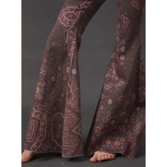 🎉LAST CHANCE🎉 FREE PEOPLE Just Float On Printed Flare Jeans / Chocolate Combo - Picture 10 of 14
